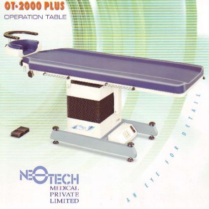 Neotech - OT 2000 Plus OPHTHALMIC OPERATION THEATRE TABLE